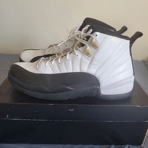 Air Jordan 12 "Taxi"